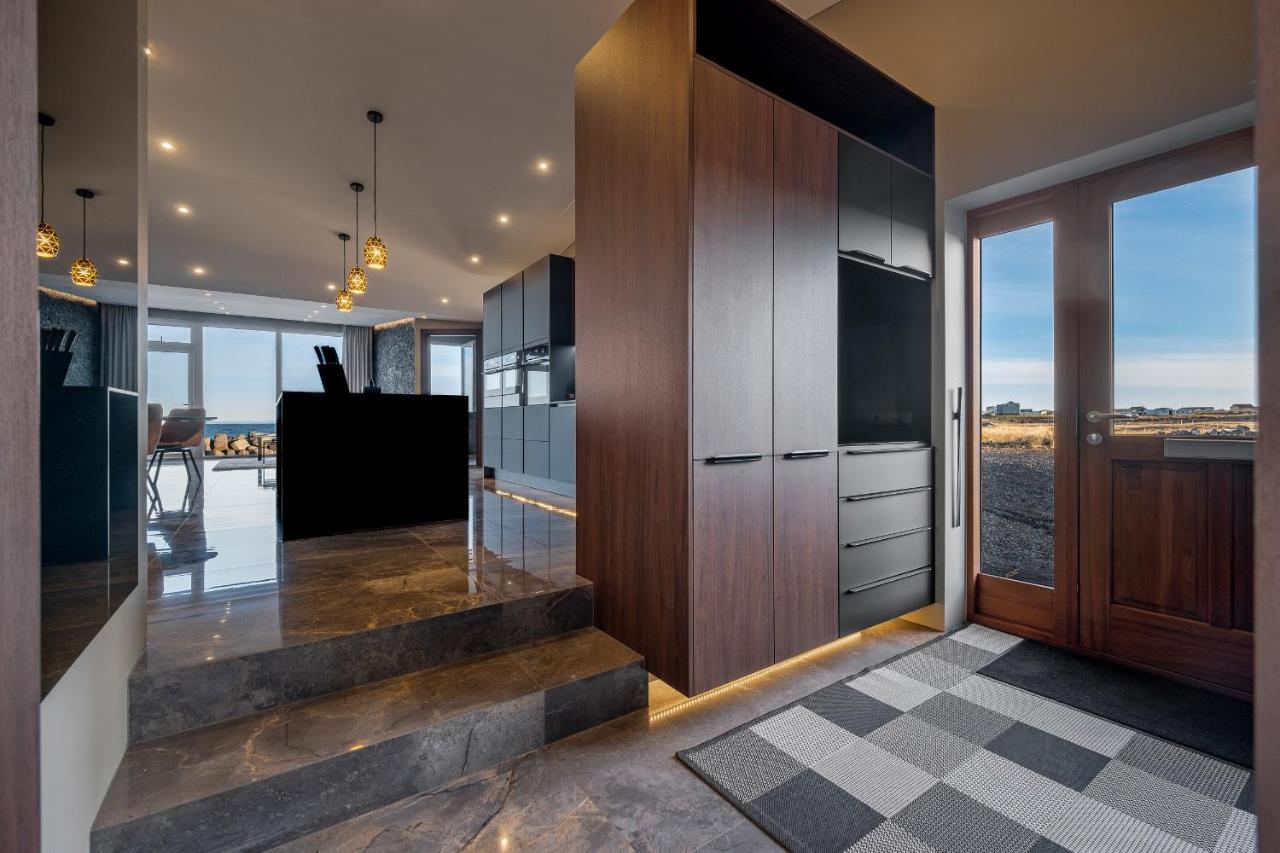 Bay View Apartments Gardur Eksteriør billede