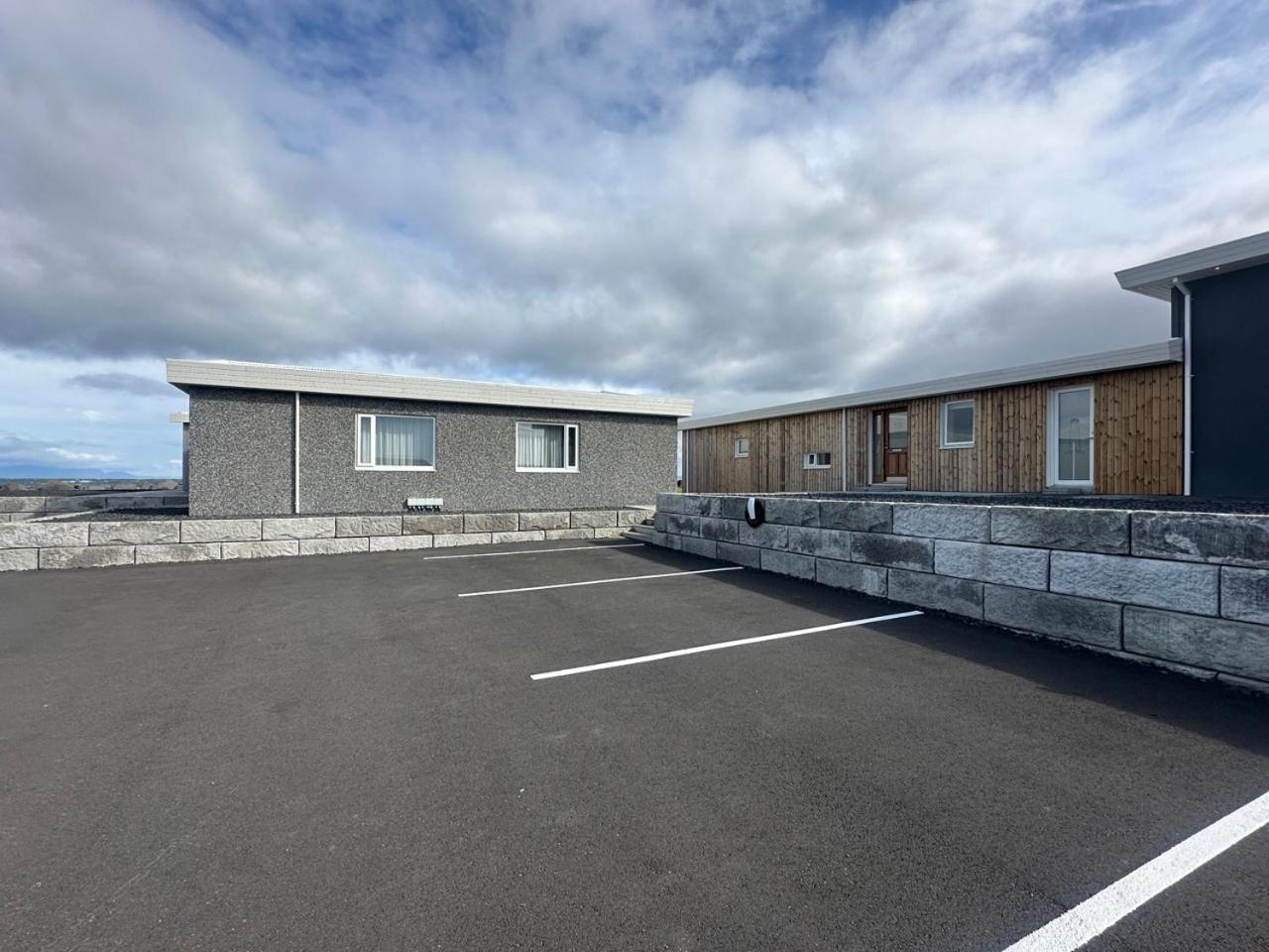 Bay View Apartments Gardur Eksteriør billede